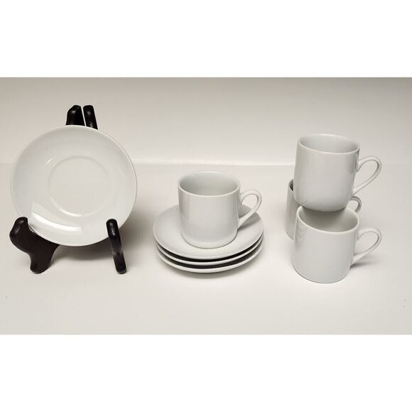 VINTAGE BENJAMIN & MEDWIN 8 PIECE WHITE DEMITASSE SET 4 CUPS/4 SAUCERS - Picture 4 of 8